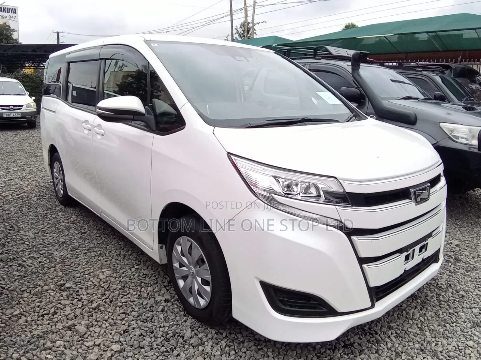Toyota Noah 2020 White