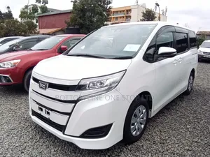 Toyota Noah 2020 White