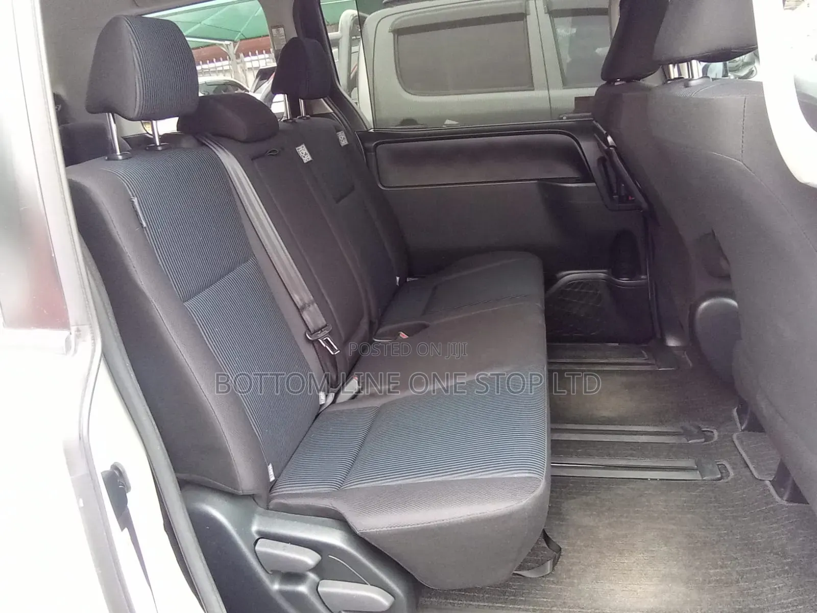 Toyota Noah 2020 White