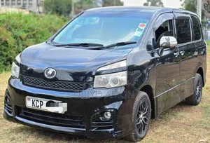 Toyota Noah 2010 Black