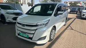 Toyota Noah 2020 Pearl
