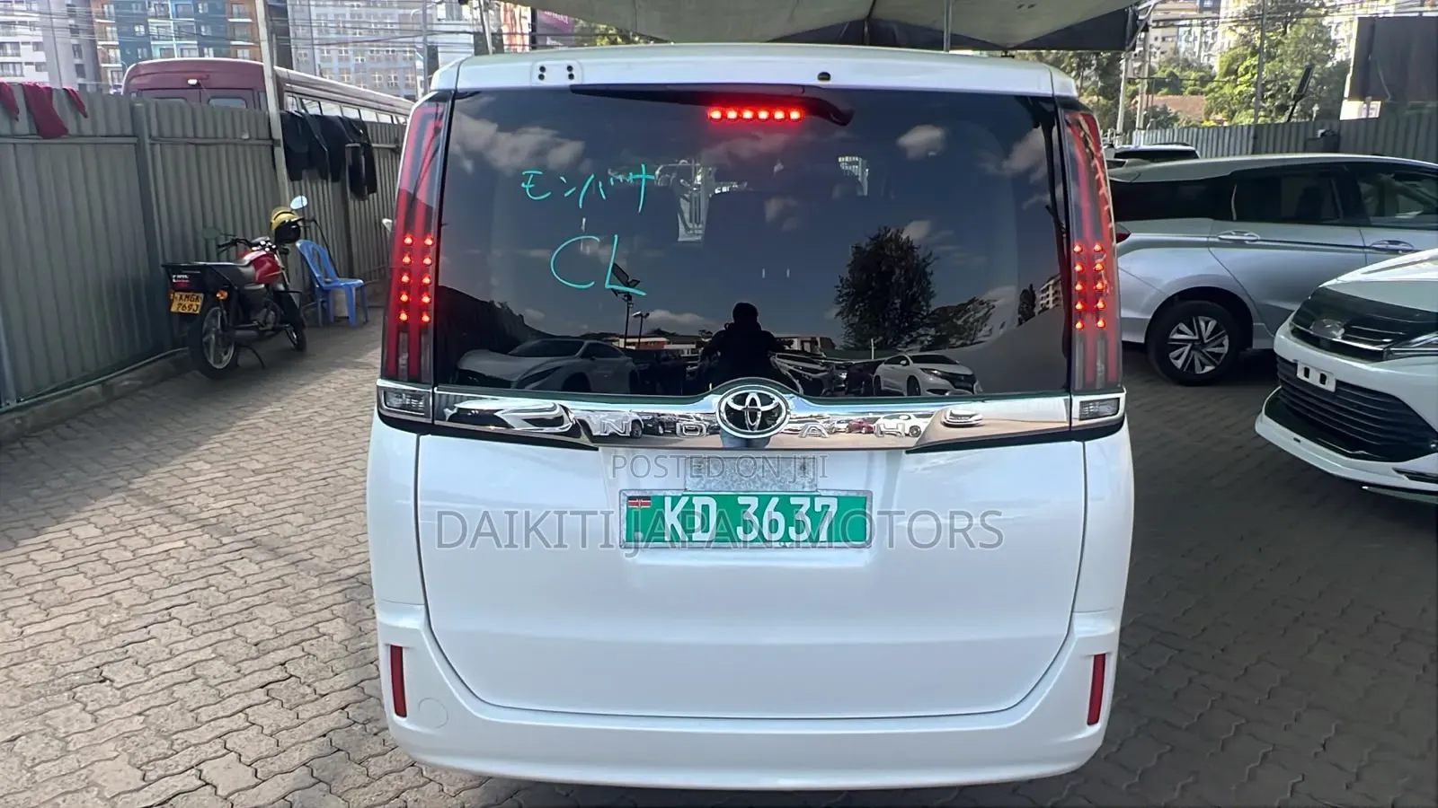 Toyota Noah 2020 Pearl