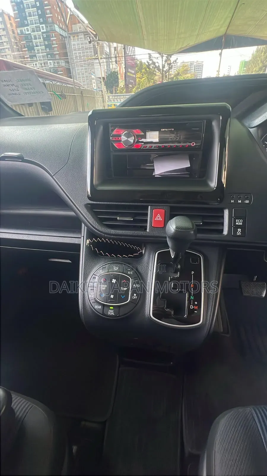 Toyota Noah 2020 Pearl