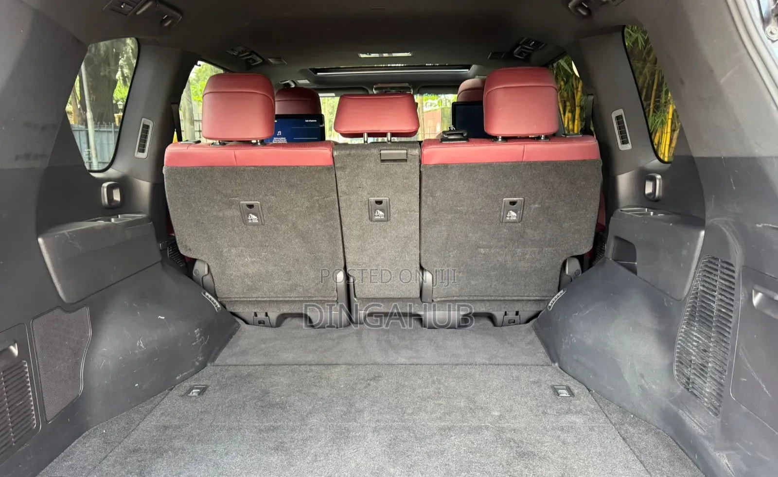 Lexus LX 500d 2022 Gray