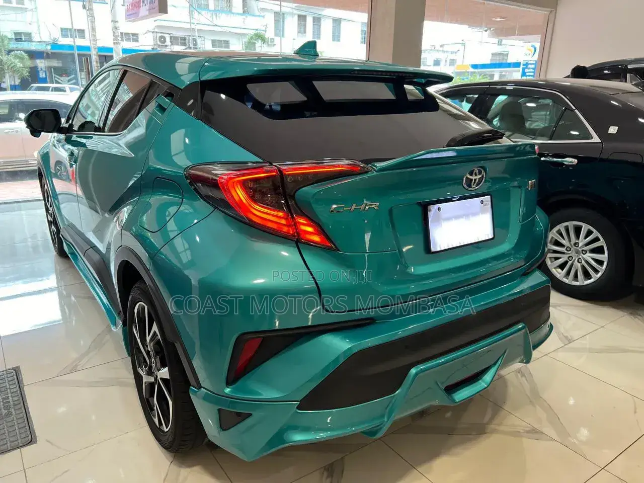 Toyota C-HR 2020 Blue