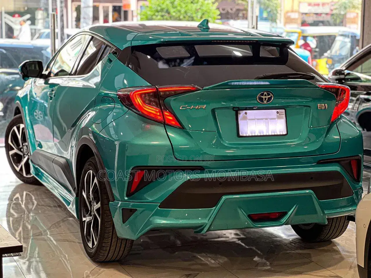 Toyota C-HR 2020 Blue