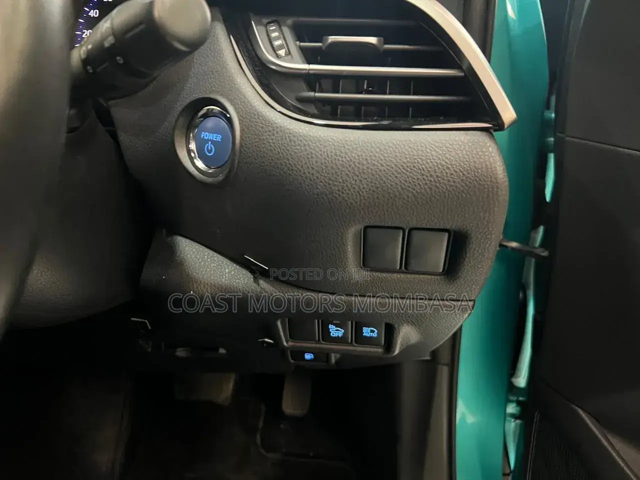 Toyota C-HR 2020 Blue