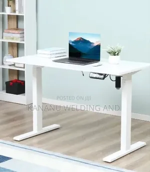 Electric Adjustable 1.2m Office Desk