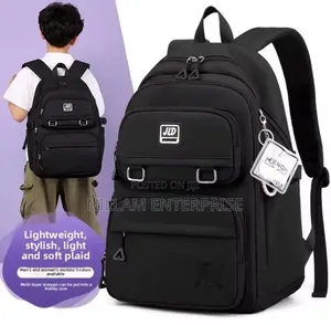Fashionable Large Capacity Water Proof Schoolbags.