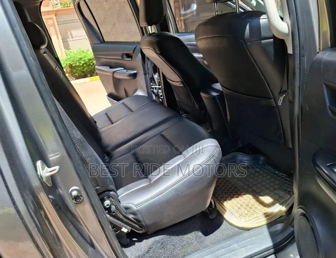 Toyota Hilux Revo Double Cab Deisel 2.4 AWD 2016 Gray