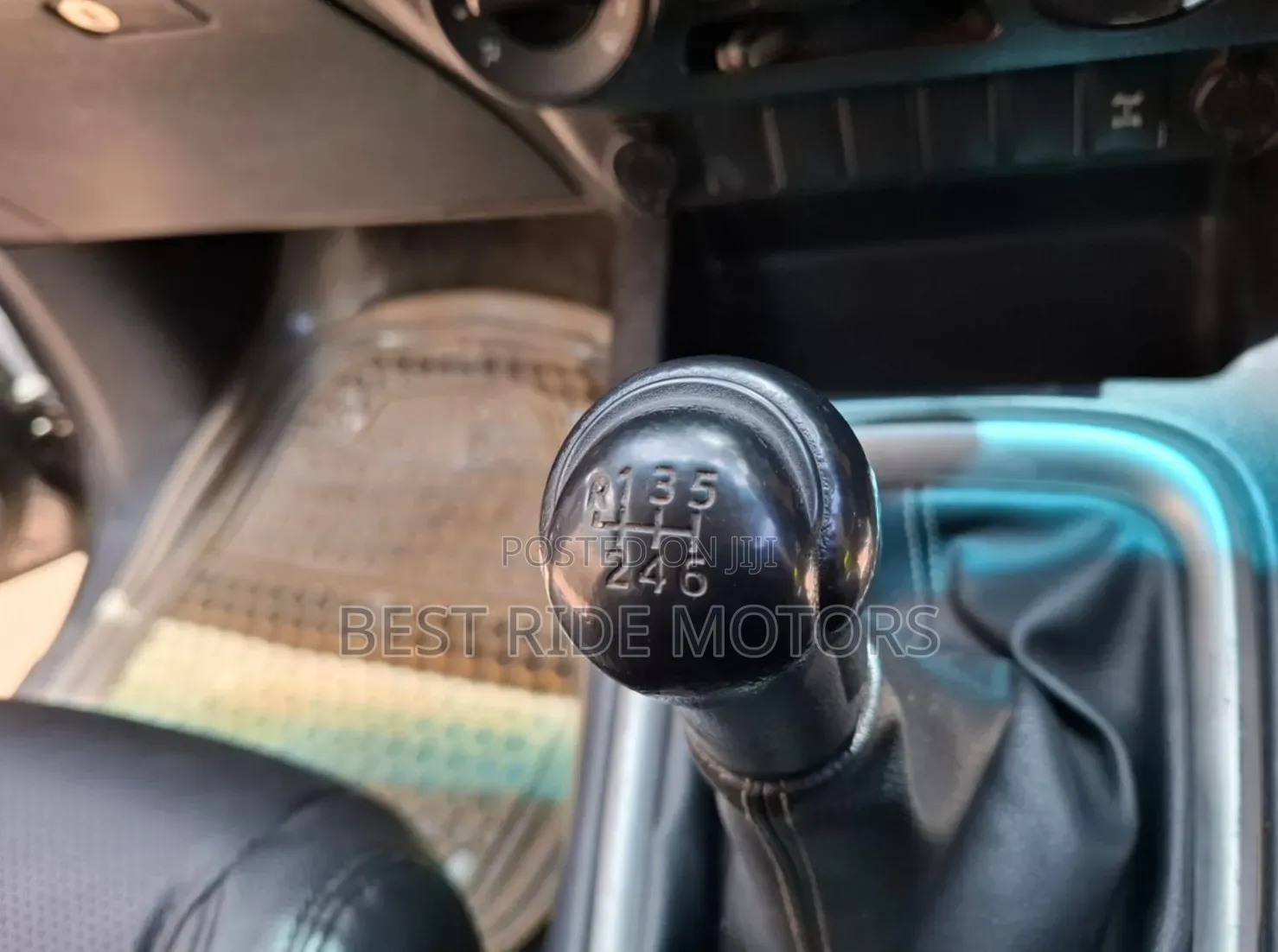 Toyota Hilux Revo Double Cab Deisel 2.4 AWD 2016 Gray