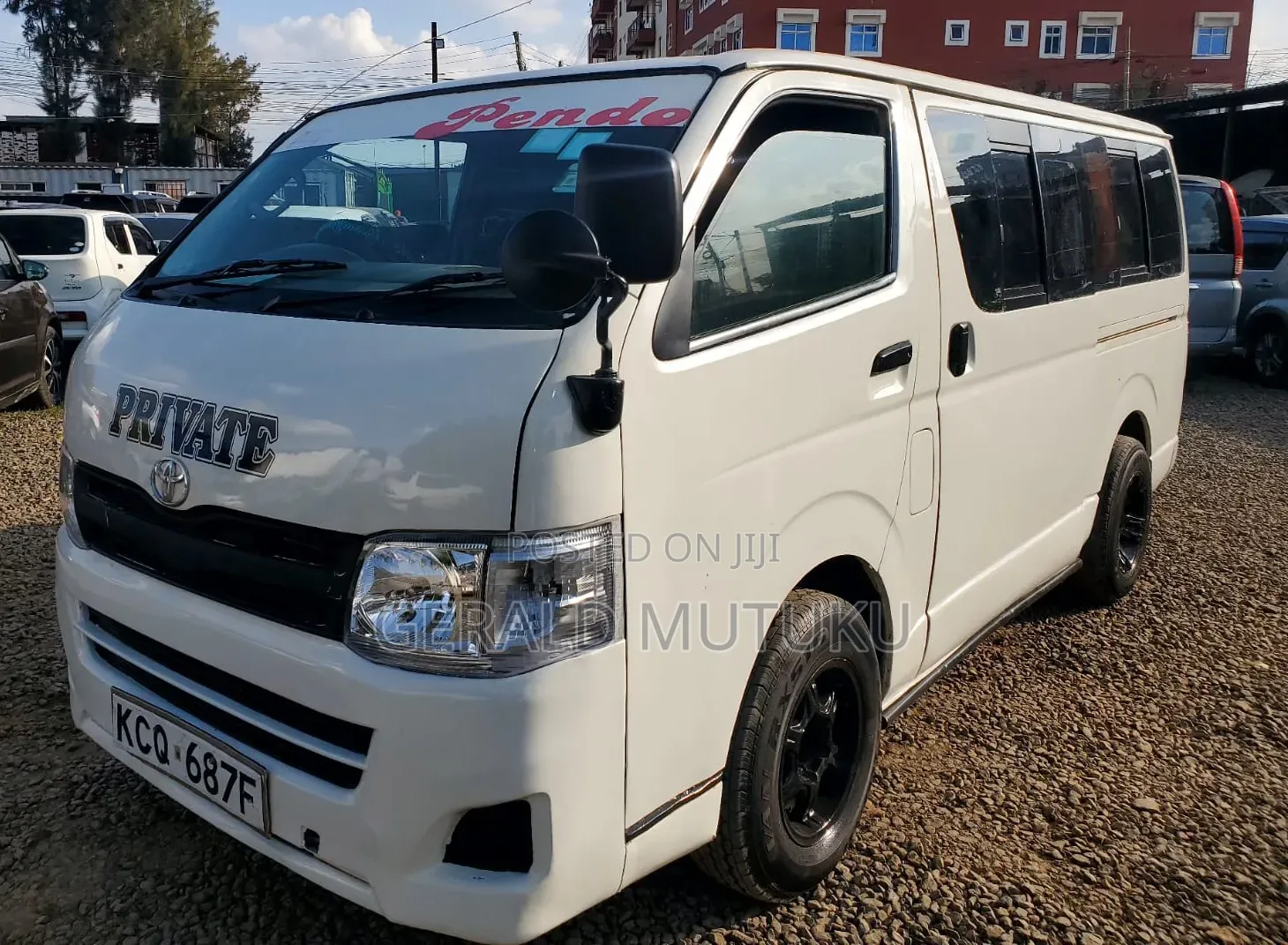 Toyota HiAce 2012 White