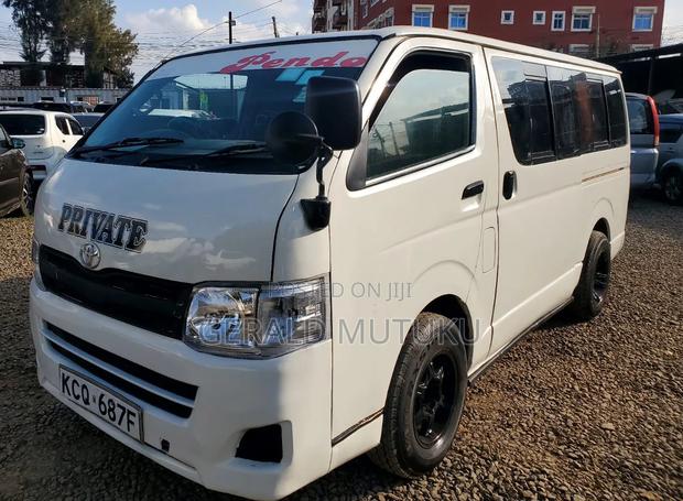 Toyota HiAce 2012 White - thumbnail 2