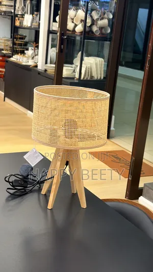 Wooden Base Table Lamp