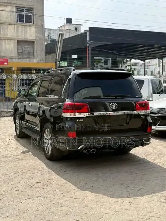 Toyota Land Cruiser 2019 Black
