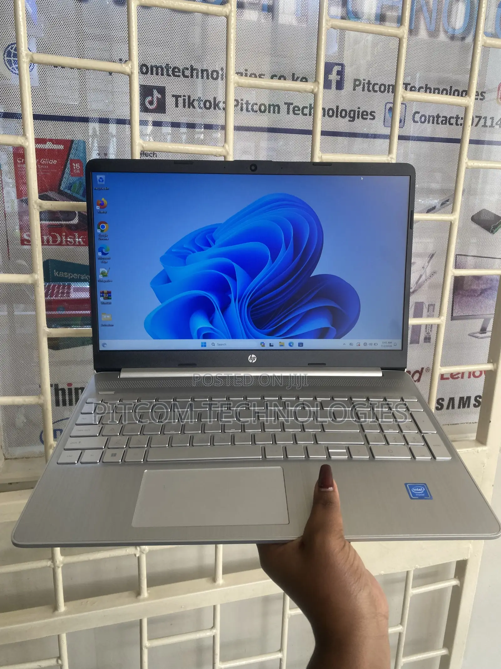 Laptop HP 15s 4GB Intel Celeron SSD 256GB