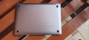 Laptop Apple MacBook 2017 8GB Intel Core i5 SSD 256GB