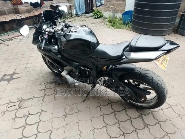 Suzuki GSX-R 2008 Black - thumbnail 5