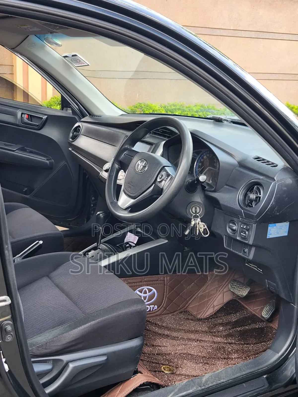 Toyota Corolla Fielder 2016 Black