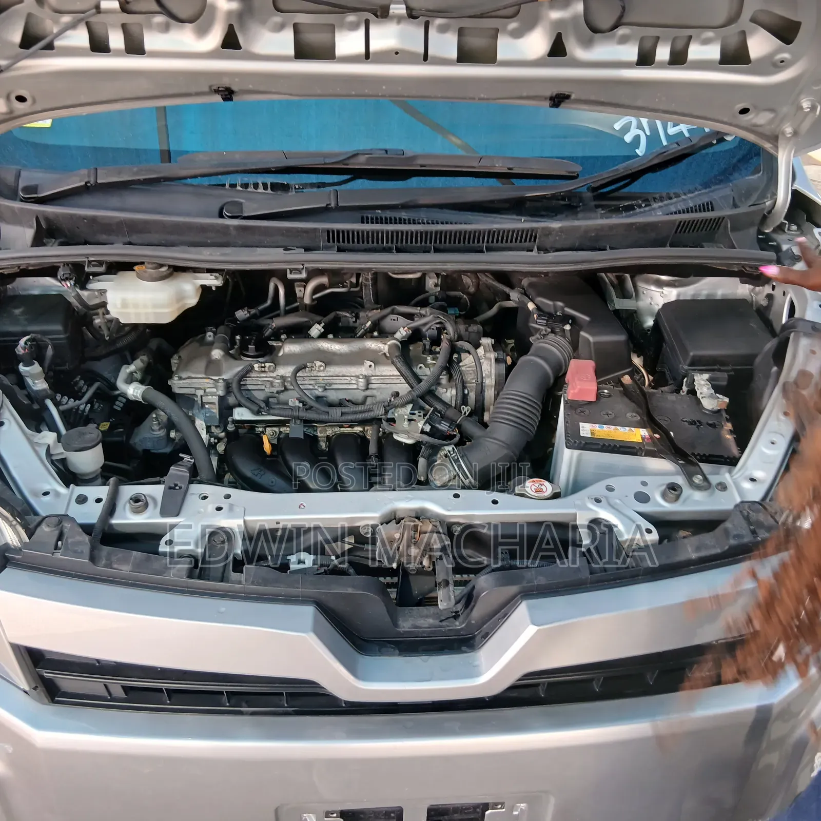 Toyota Noah 2019 Silver