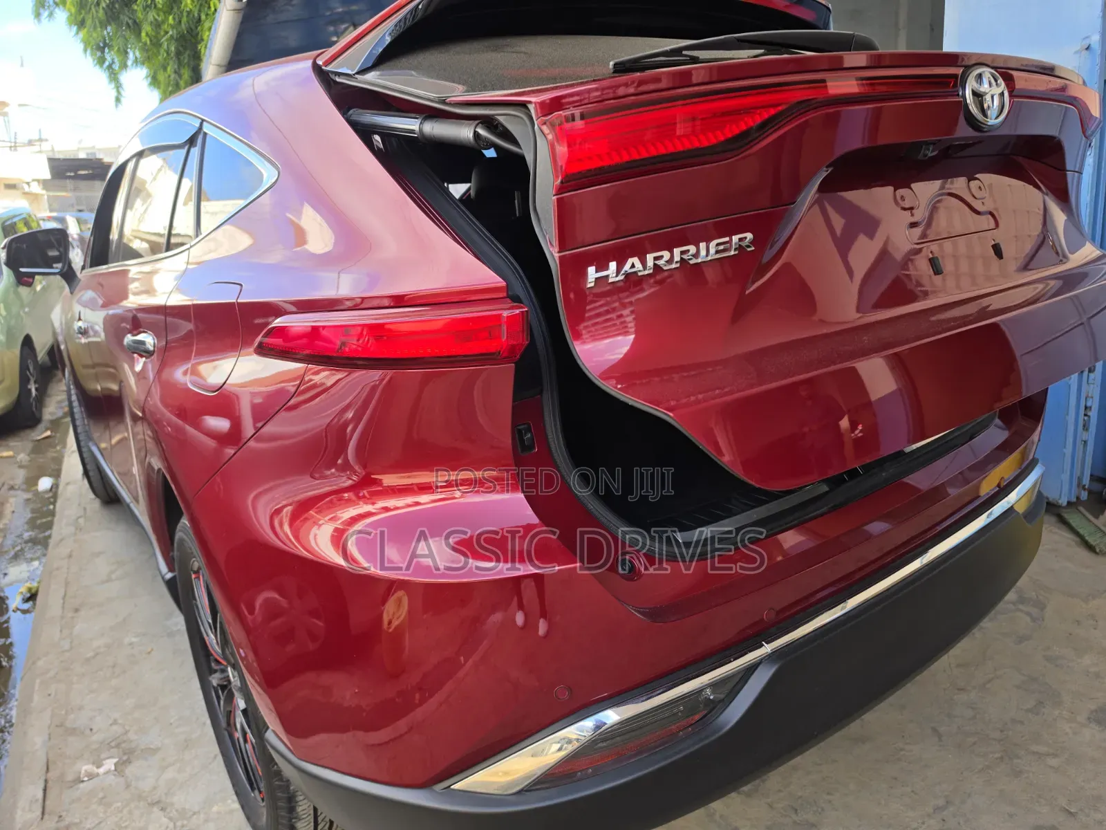 Toyota Harrier 2020