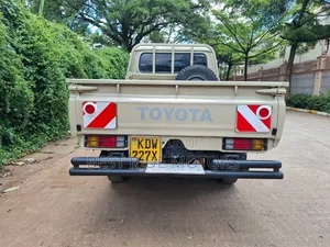 Toyota Land Cruiser 79 Series 2013 Beige