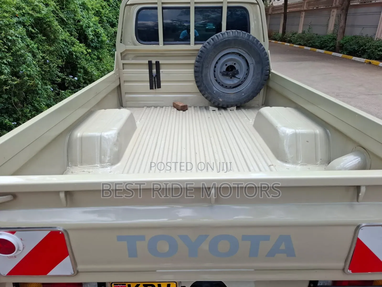 Toyota Land Cruiser 79 Series 2013 Beige