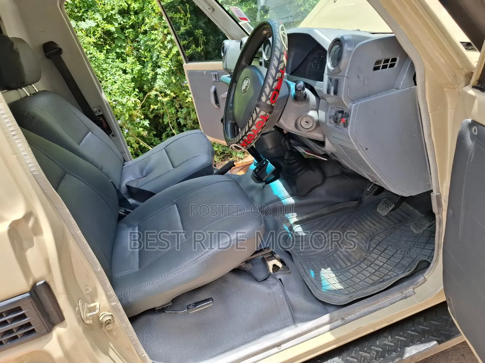 Toyota Land Cruiser 79 Series 2013 Beige