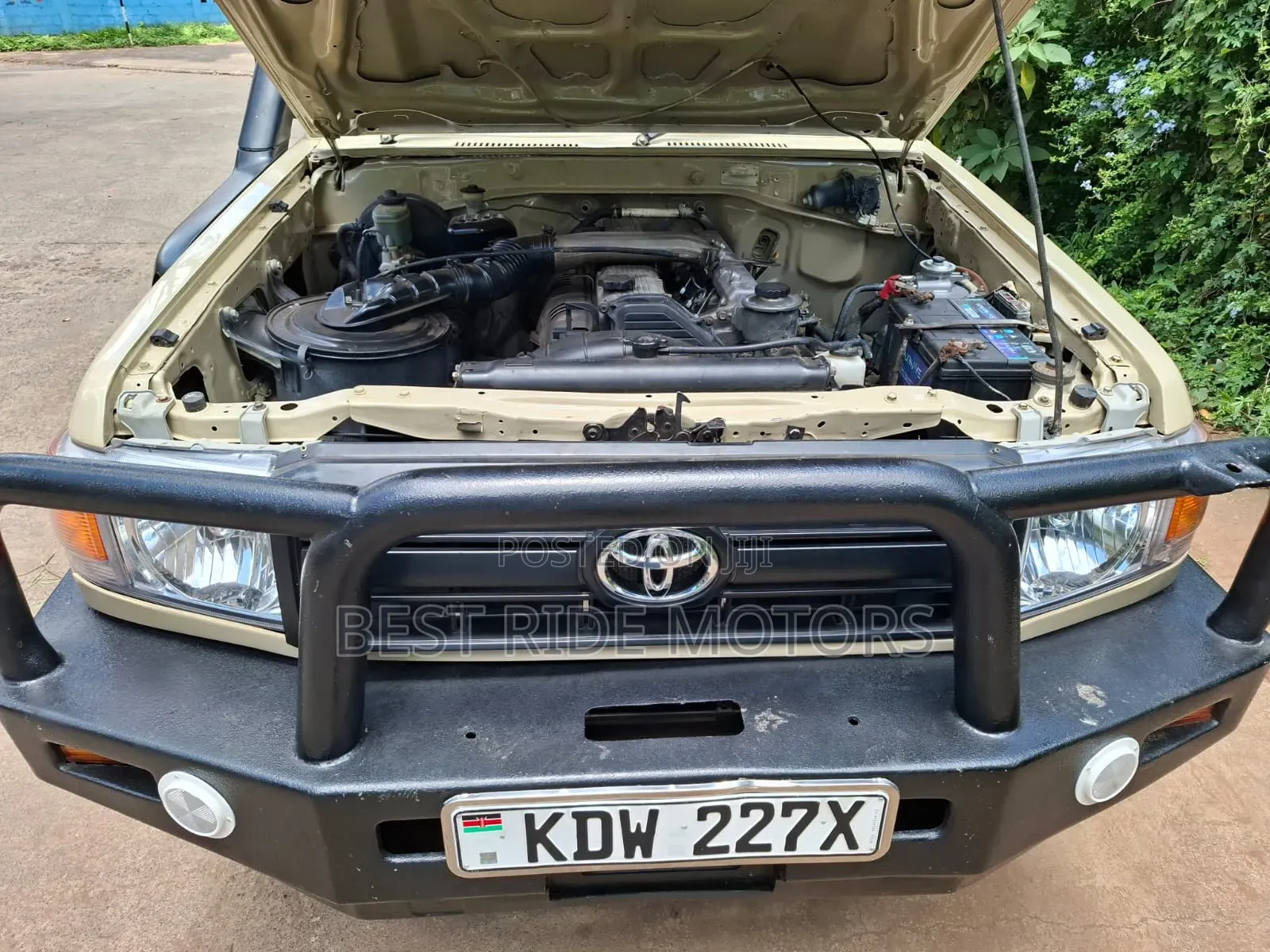 Toyota Land Cruiser 79 Series 2013 Beige