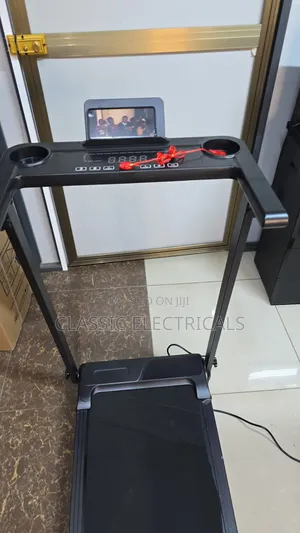 Foldable Walkpad at Ksh24,000.With Bluetooth Speaker and Manual Incline