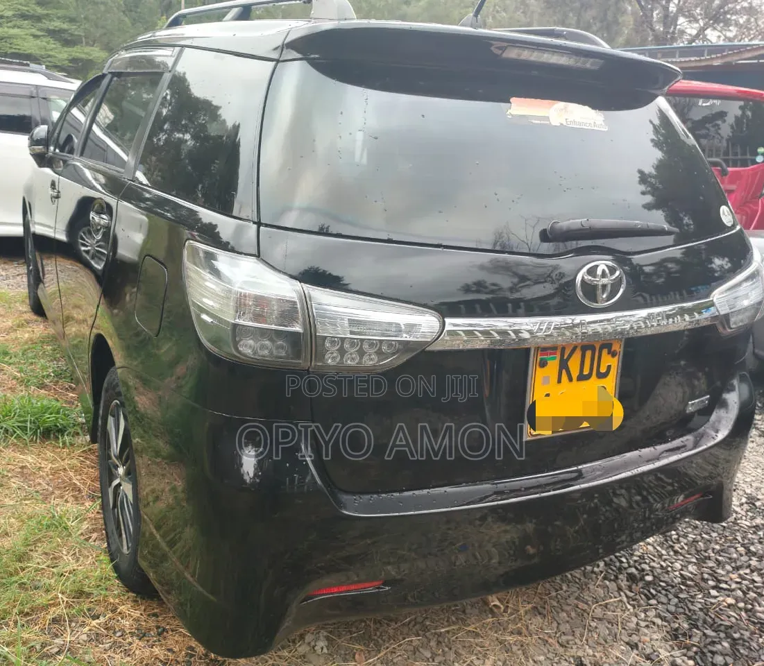 Toyota Wish 2014 Black