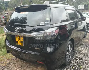 Toyota Wish 2014 Black