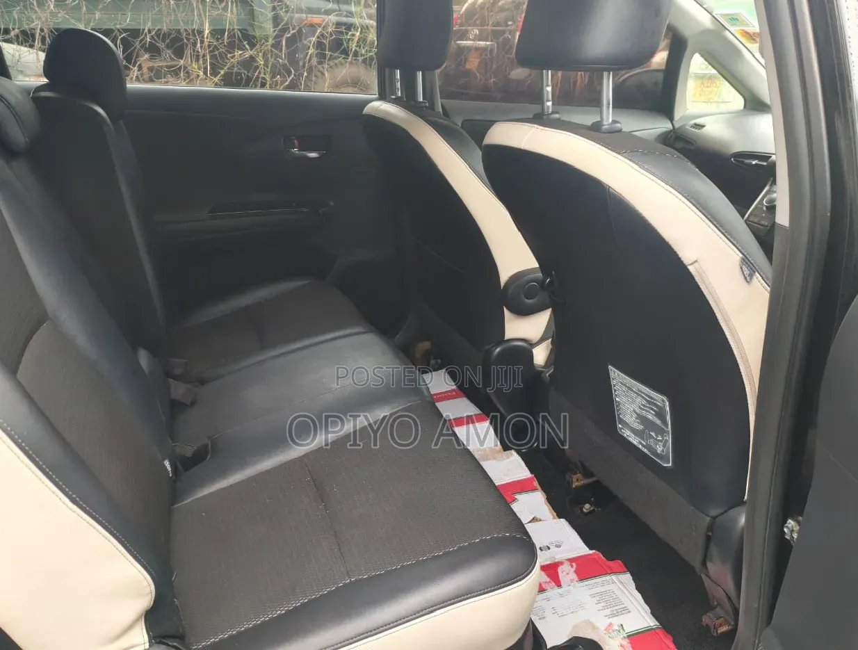 Toyota Wish 2014 Black