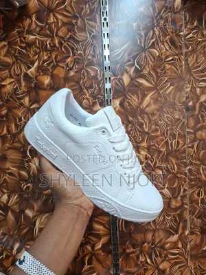 Men Casual Sneakers