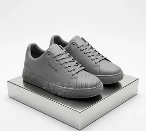 Men Casual Sneakers