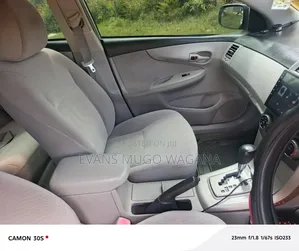 Toyota Axio 2010 Silver