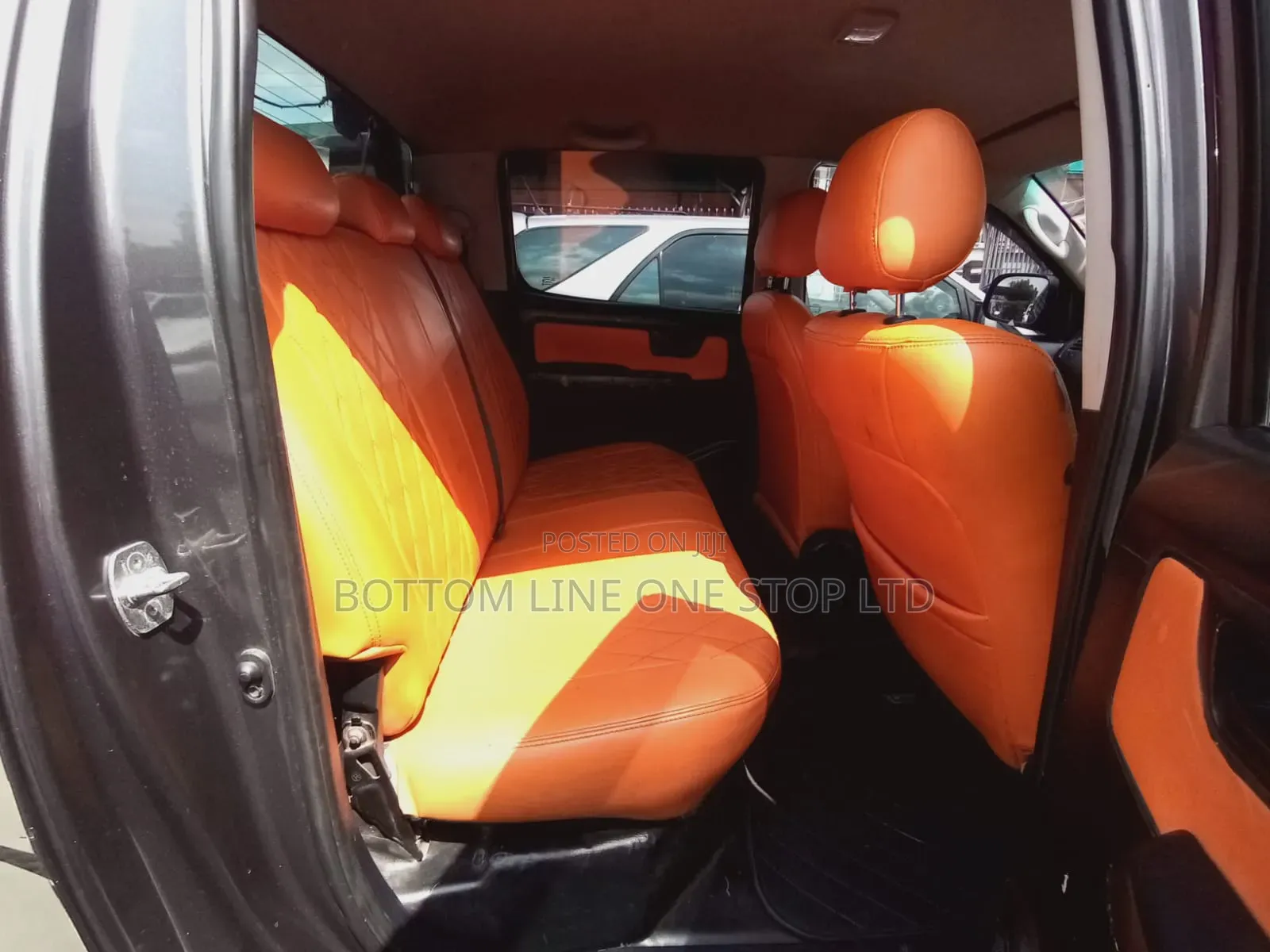 Toyota Hilux 2016 Black