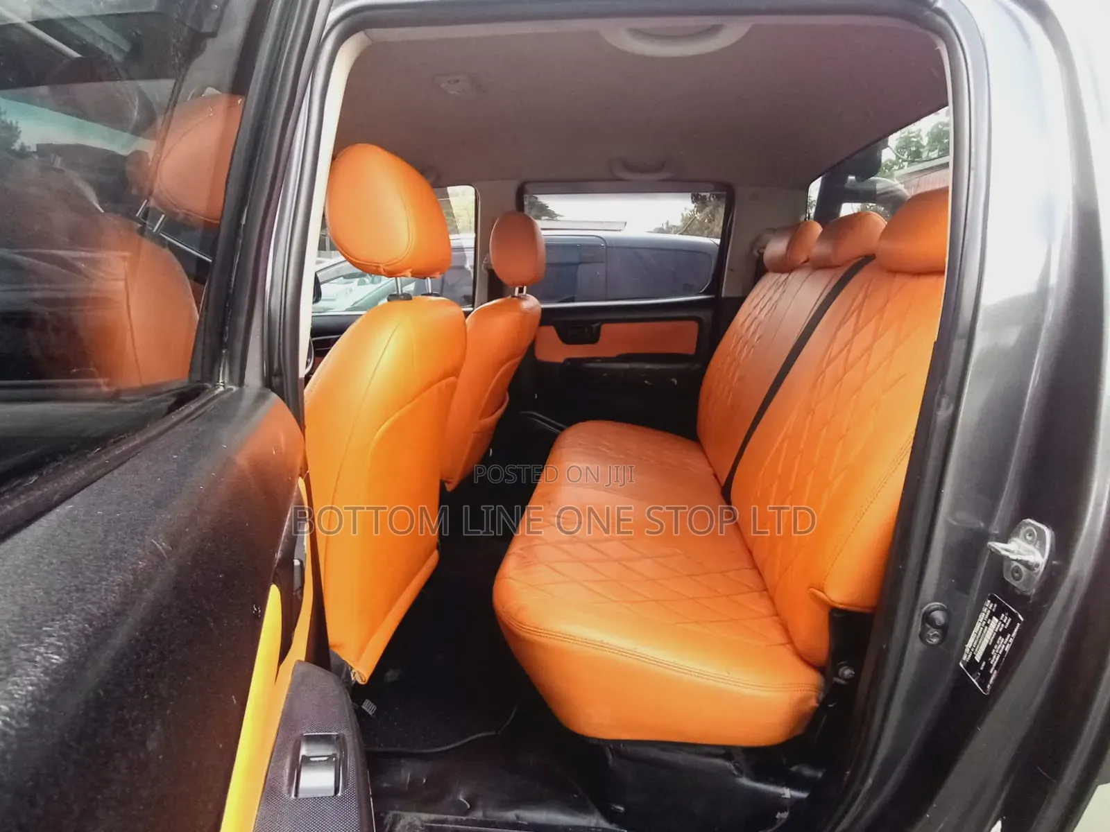 Toyota Hilux 2016 Black