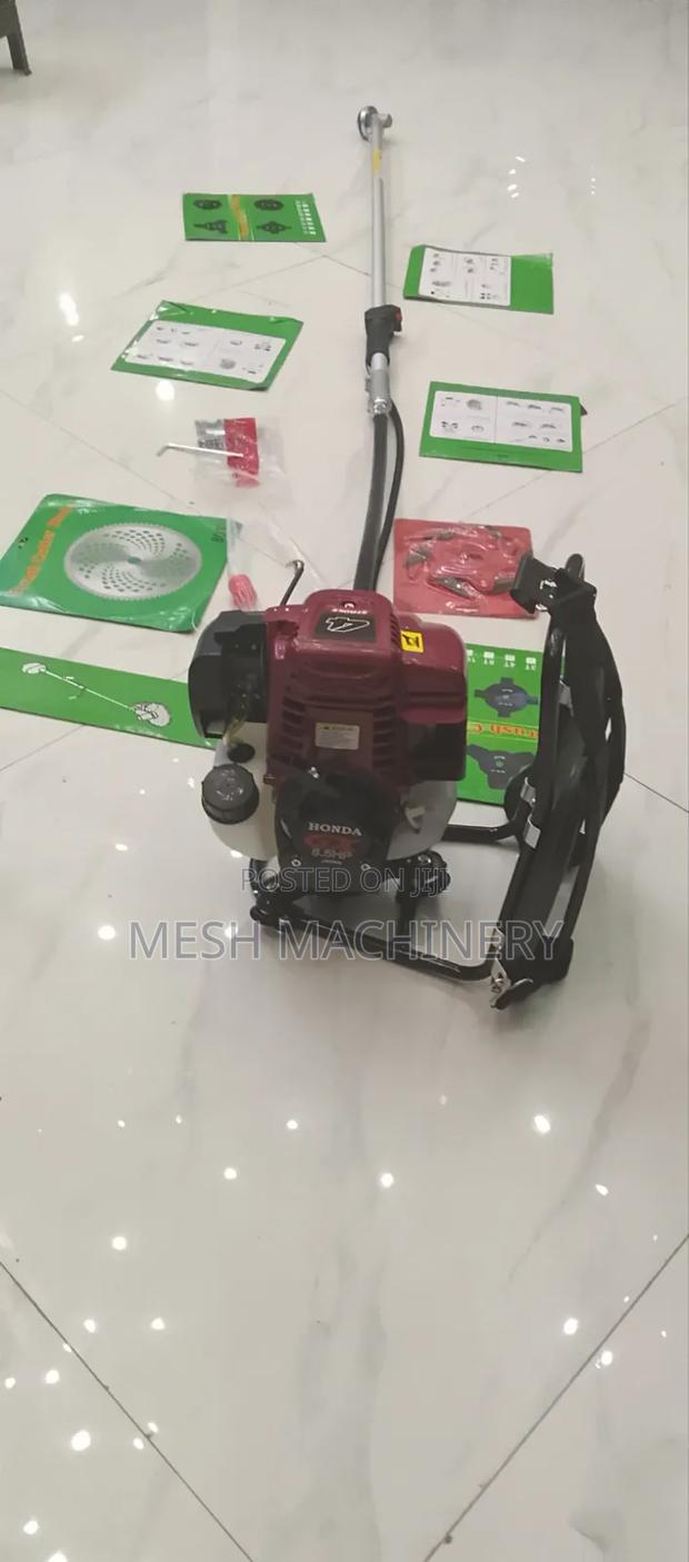 Honda 4 Stroke Brush Cutter