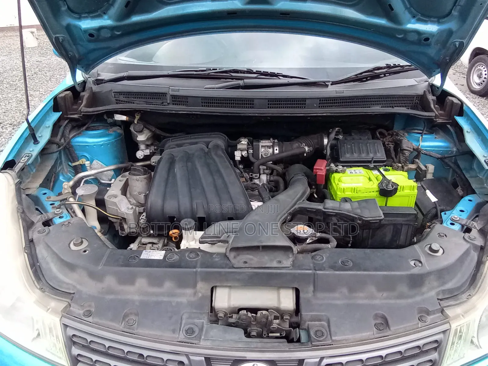 Nissan Wingroad 2012 Blue