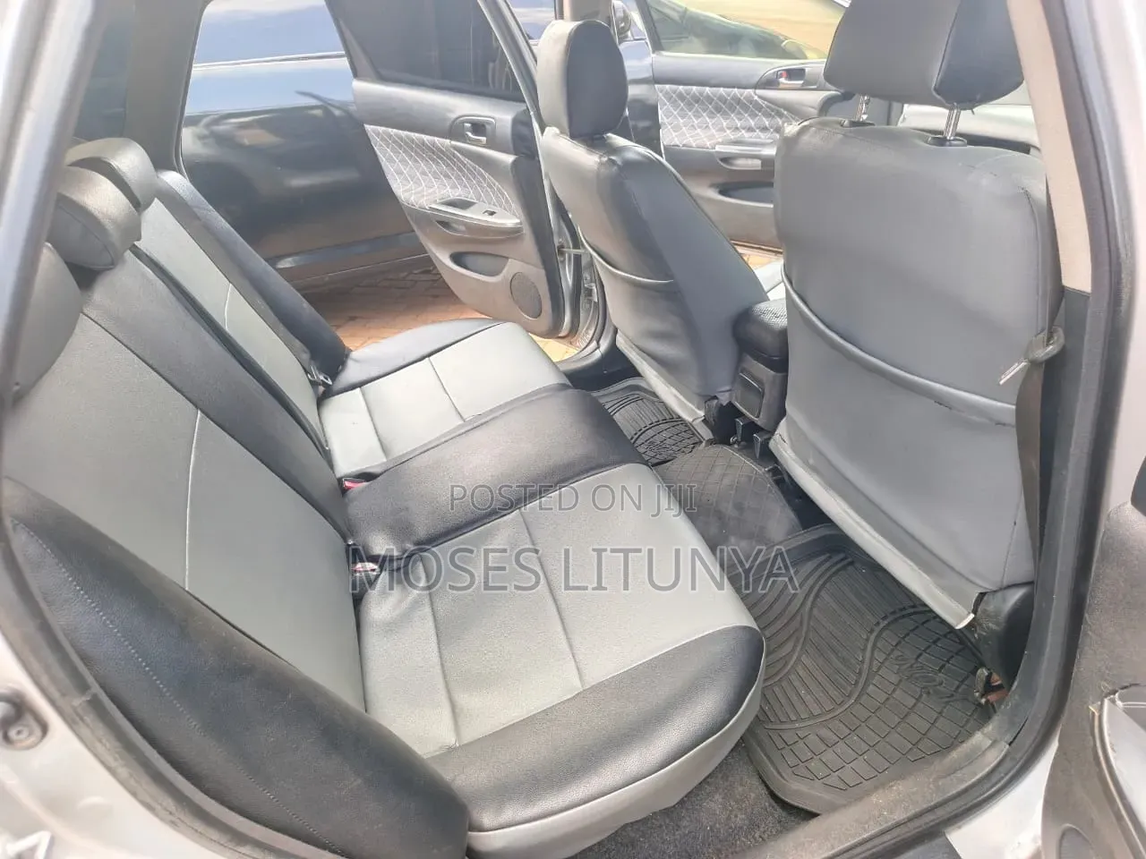 Toyota Caldina 2007 Silver