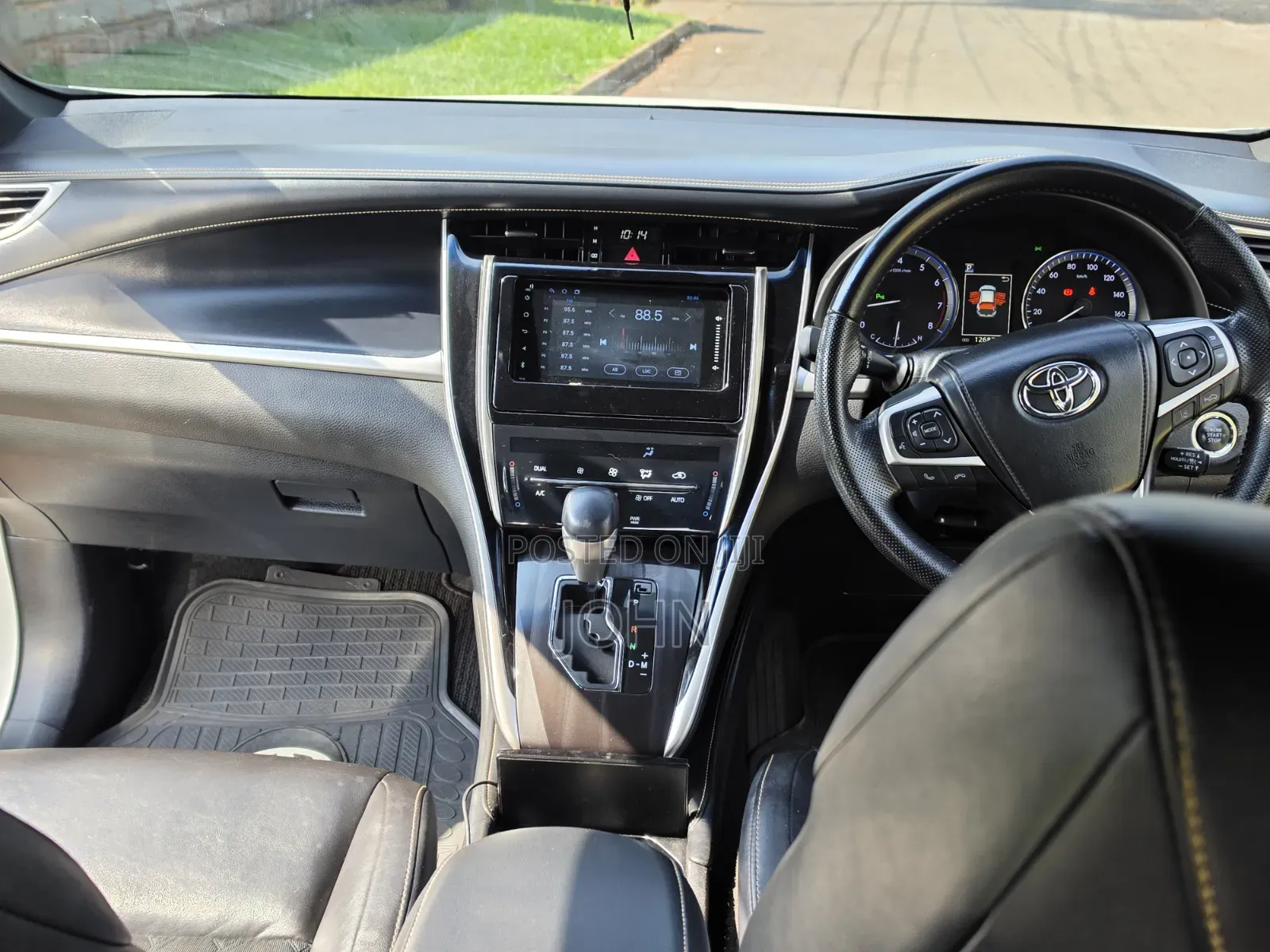 Toyota Harrier 2017 Pearl