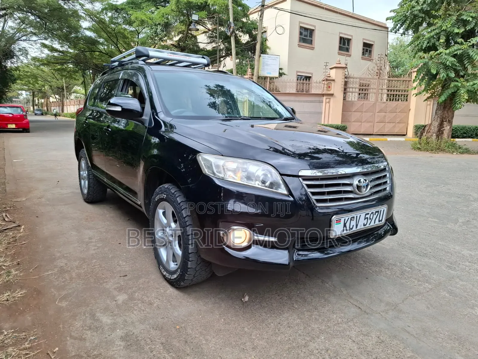 Toyota Vanguard 2013 Black