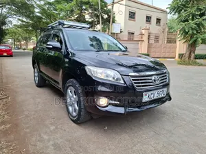 Toyota Vanguard 2013 Black