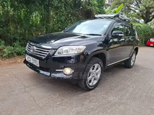 Toyota Vanguard 2013 Black
