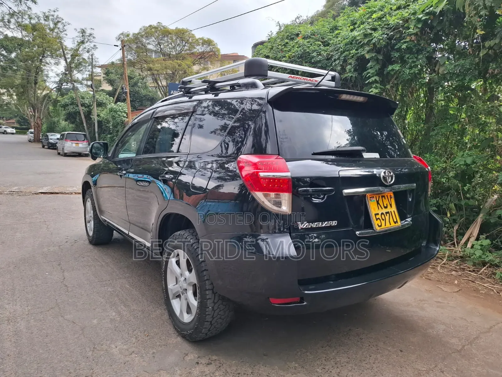 Toyota Vanguard 2013 Black