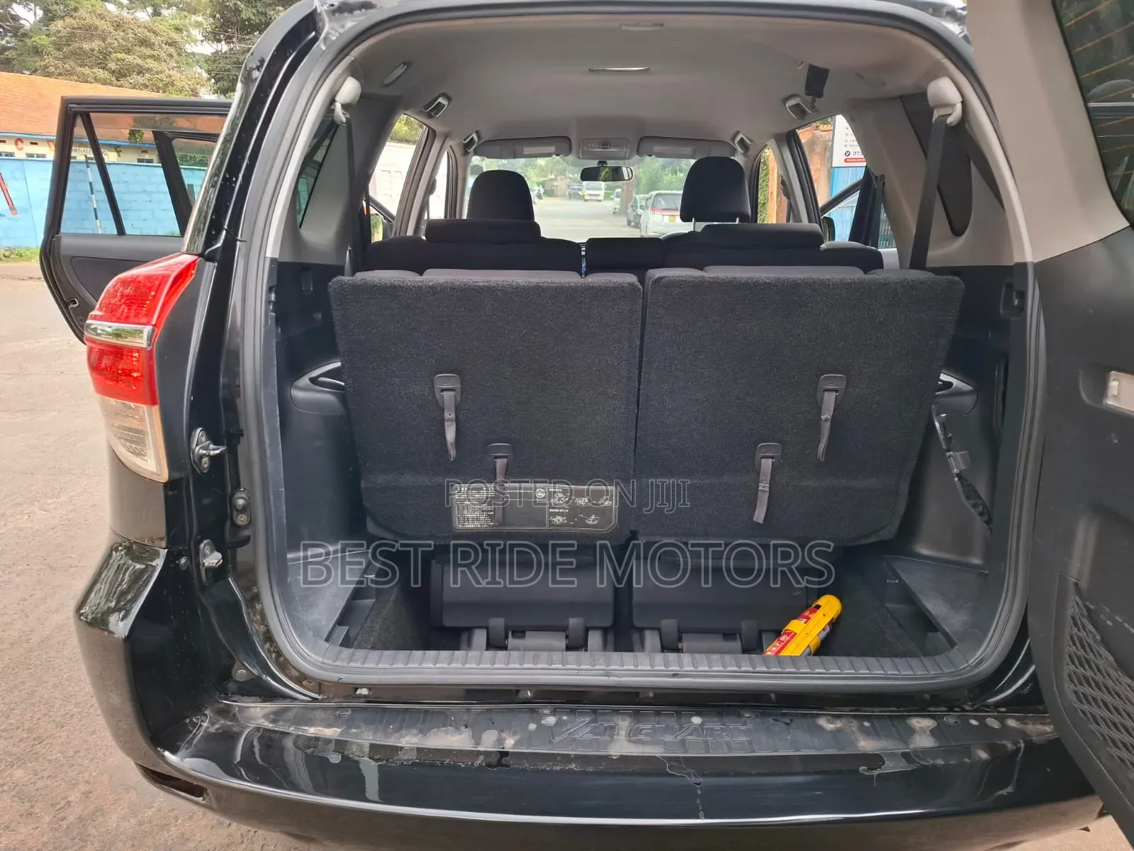 Toyota Vanguard 2013 Black