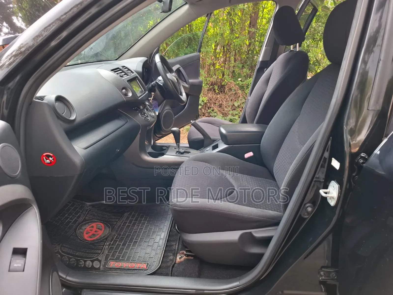 Toyota Vanguard 2013 Black