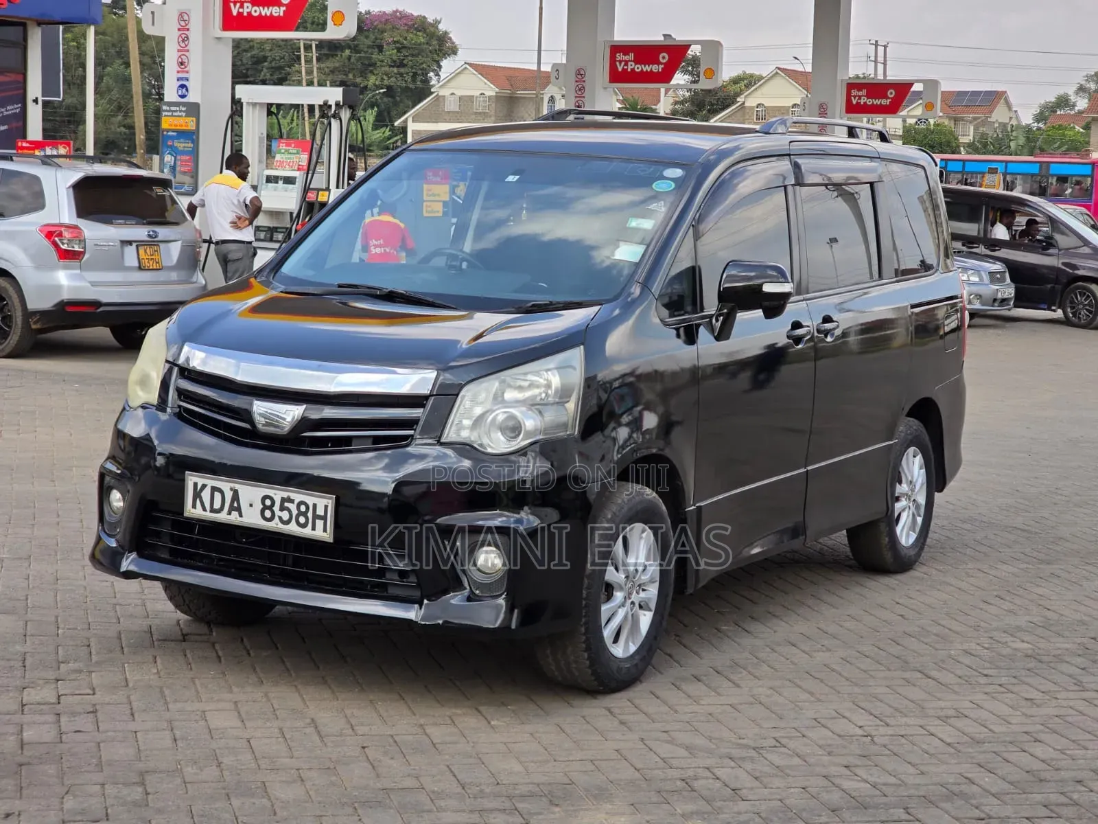 Toyota Noah 2015 Black