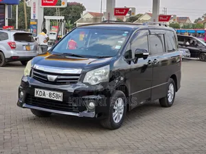 Toyota Noah 2015 Black